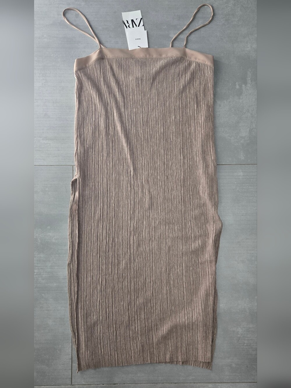 Zara Pleated Tunic Top - Picture 4 of 4